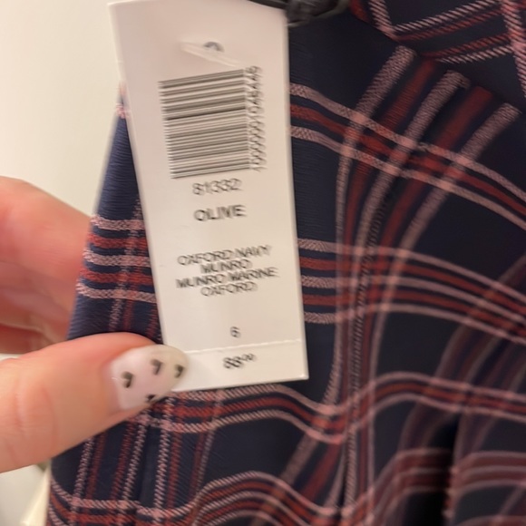 Sunday beat skater skirt, aritzia never worn tags on - Picture 6 of 6